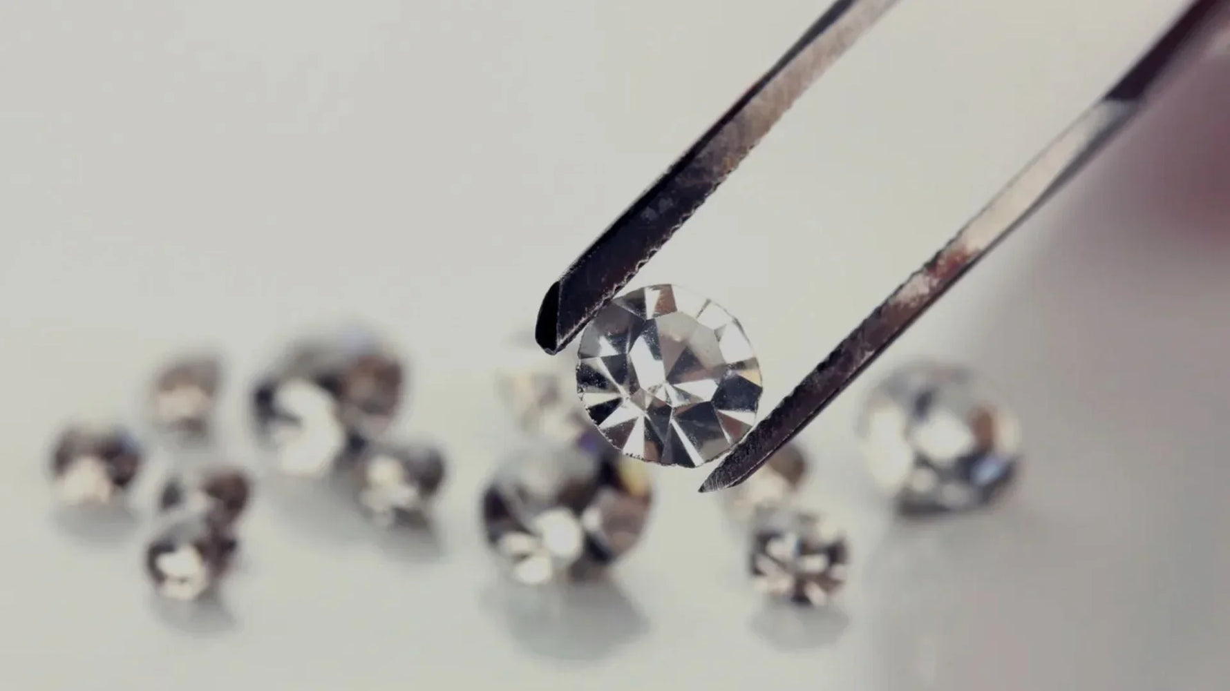 Lab-Grown vs. Natural Diamonds: Understanding the Differences